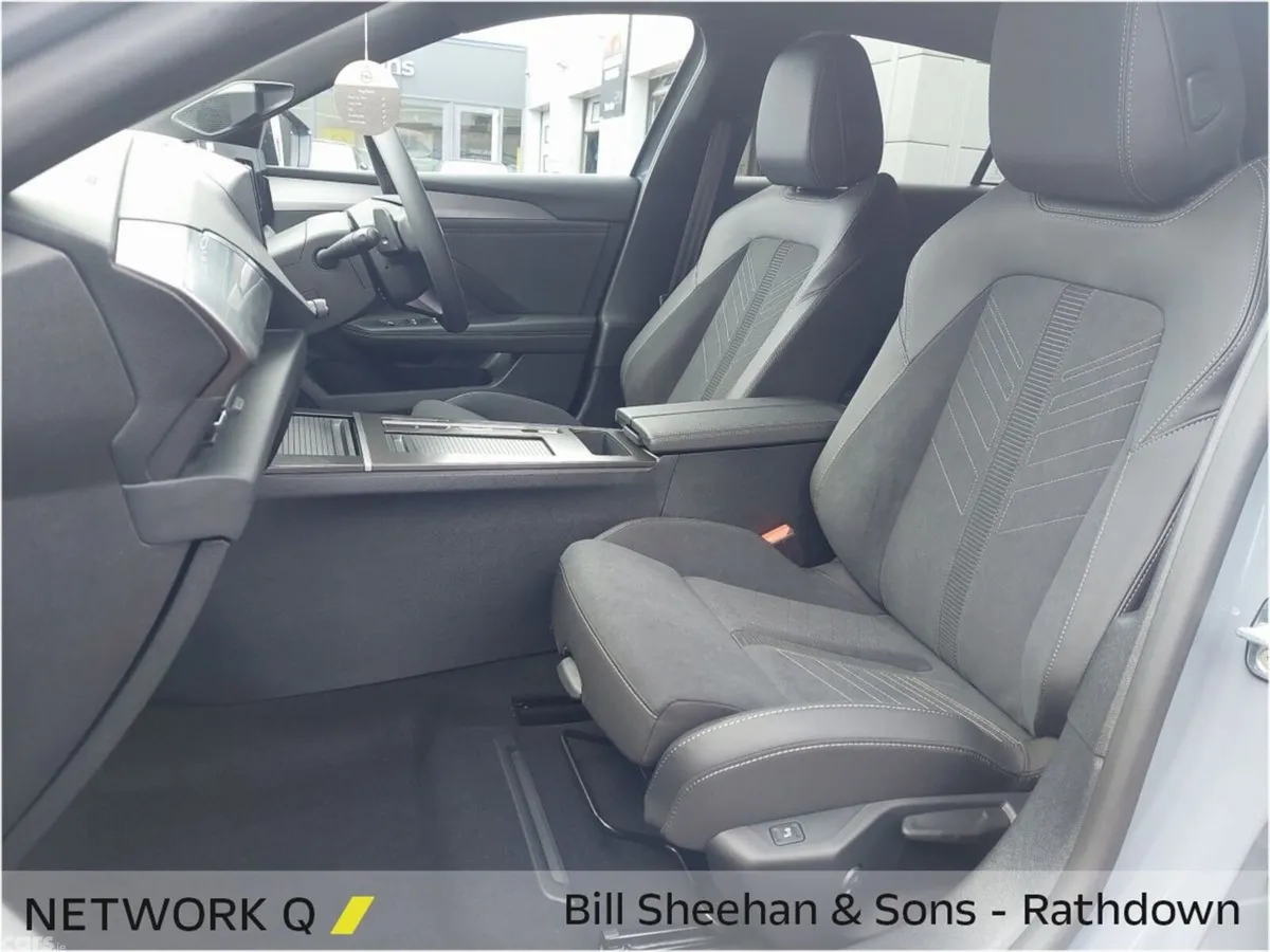 Opel Astra Hatchback, Petrol Hybrid, 2027, Grey