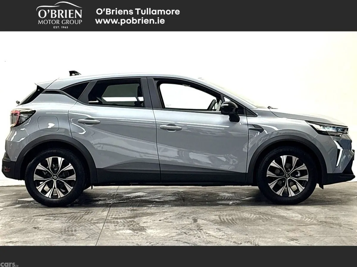 Renault Captur Hatchback, Petrol, 2026, Grey