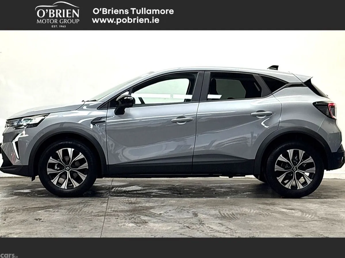 Renault Captur Hatchback, Petrol, 2026, Grey