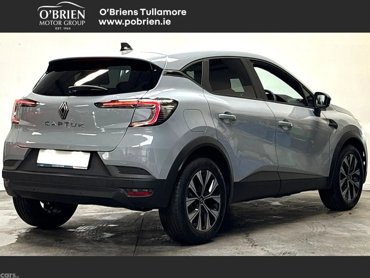 Renault Captur Hatchback, Petrol, 2026, Grey