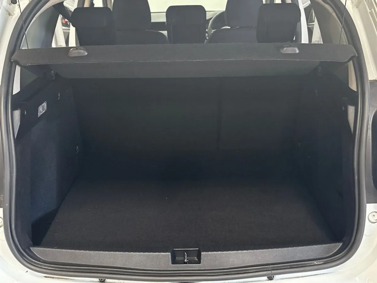 Dacia Duster SUV, Diesel, 2024, White