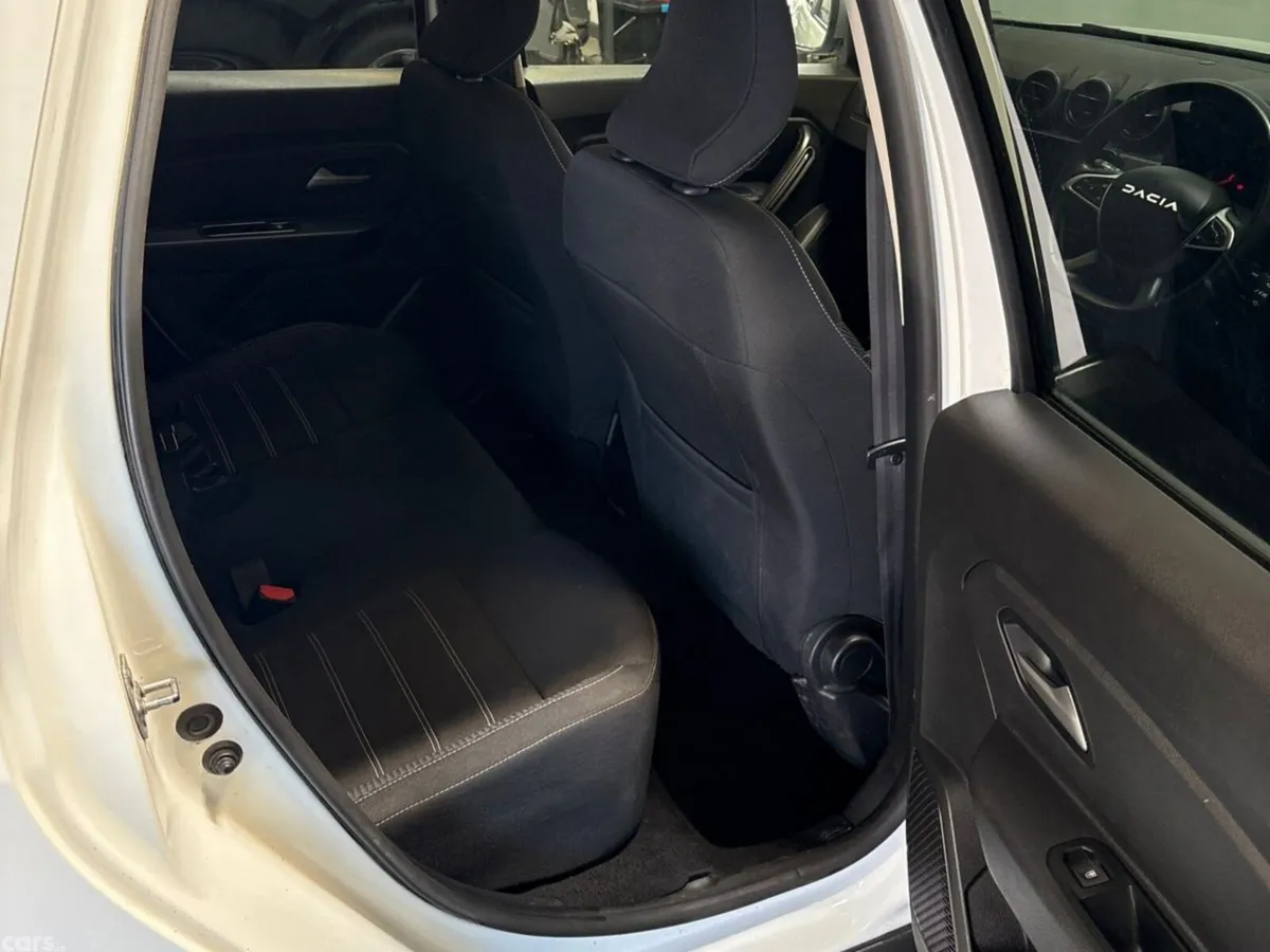 Dacia Duster SUV, Diesel, 2024, White