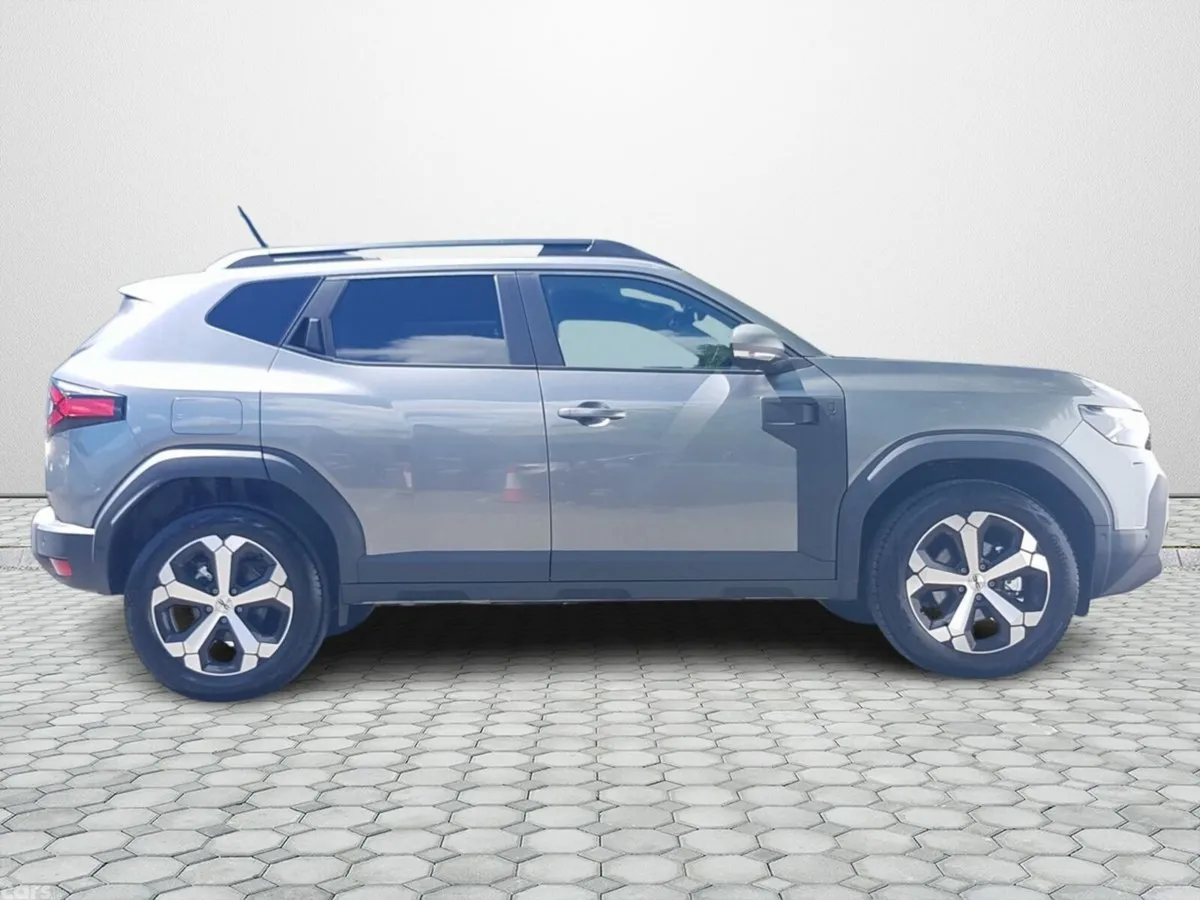 Dacia Duster SUV, Petrol Hybrid, 2026, Grey