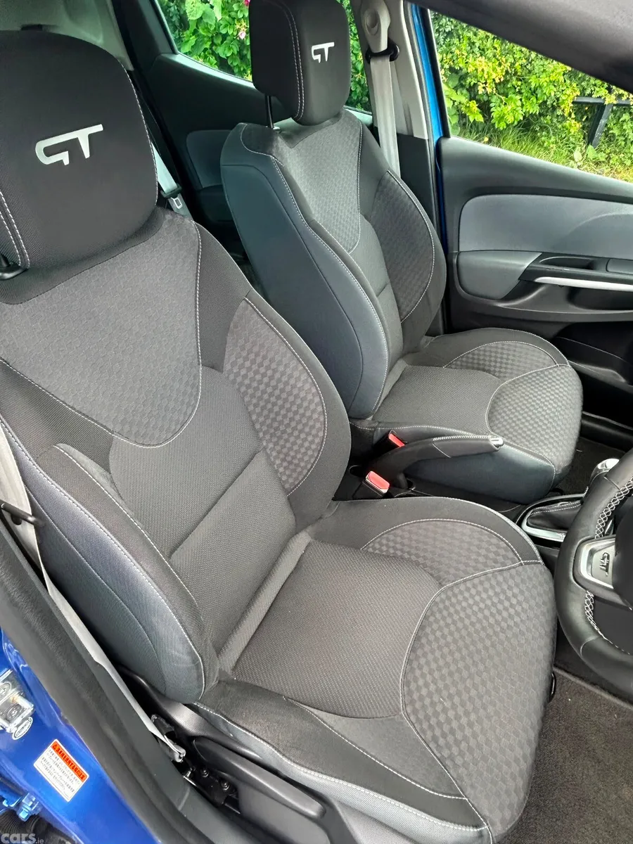 Renault Clio Hatchback, Petrol, 2015, Blue