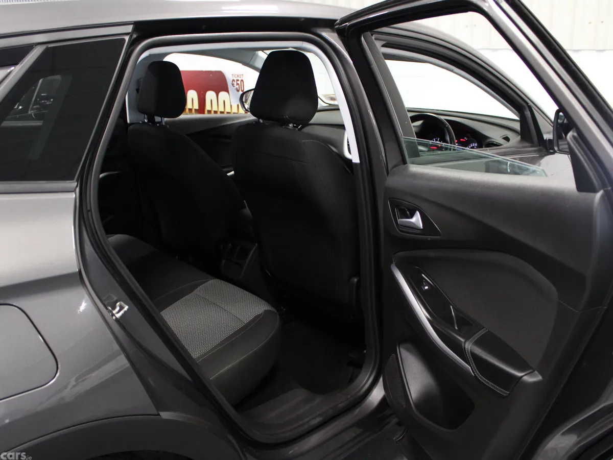 Opel Grandland X SUV, Petrol, 2021, Grey