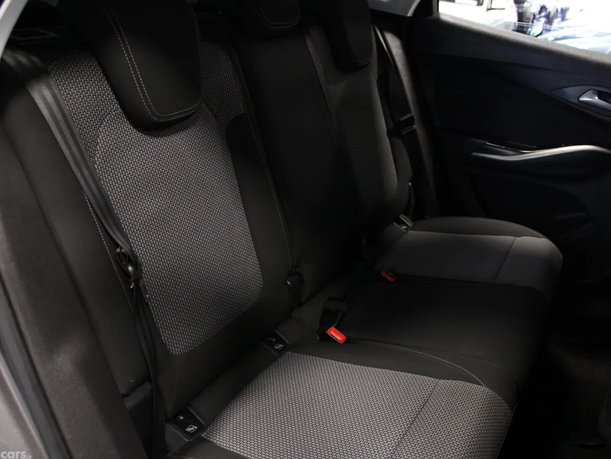 Opel Grandland X SUV, Petrol, 2021, Grey