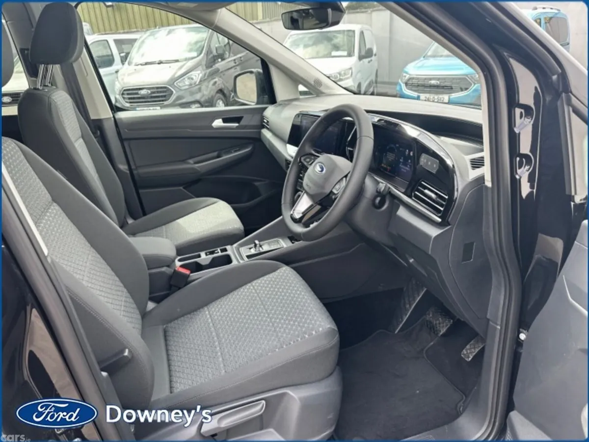 Ford Tourneo Connect MPV, Diesel, 2026, Black