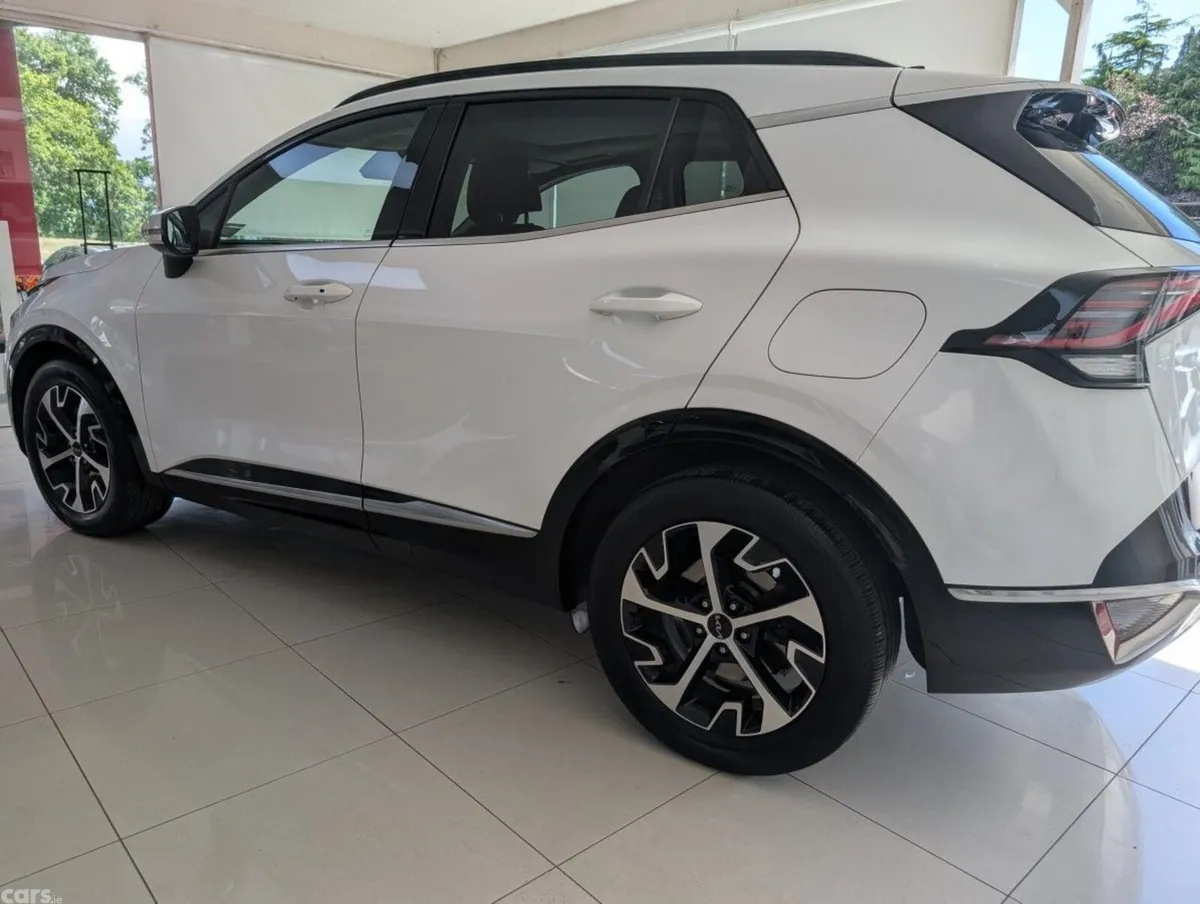 Kia Sportage SUV, Diesel, 2022, White