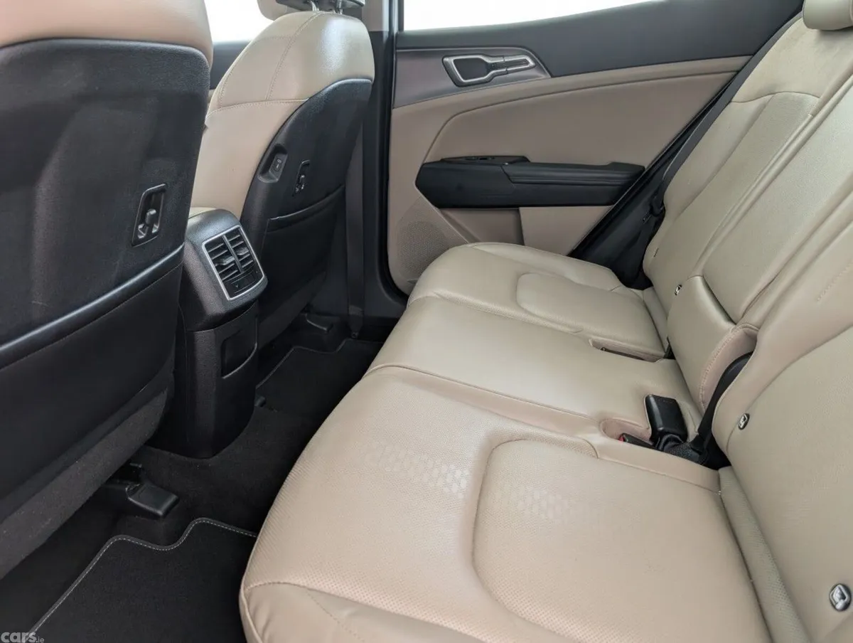 Kia Sportage SUV, Diesel, 2022, White