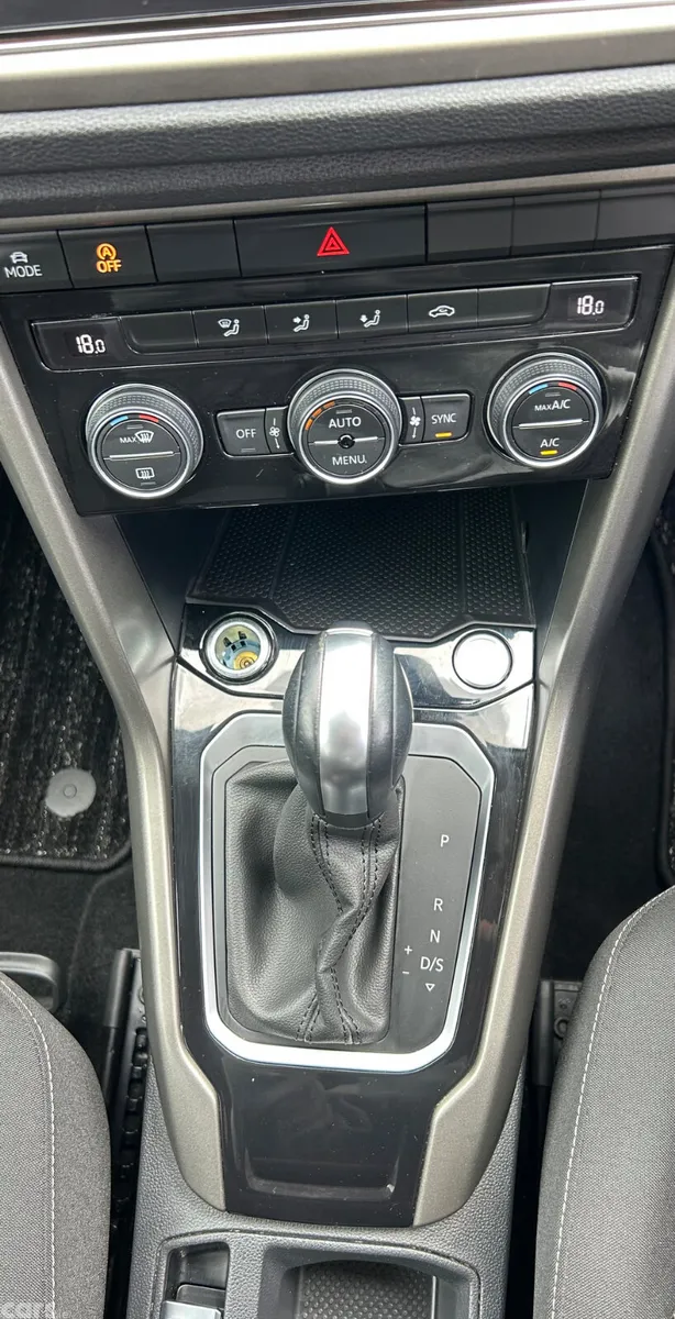 Volkswagen T-Roc SUV, Diesel, 2021, Blue