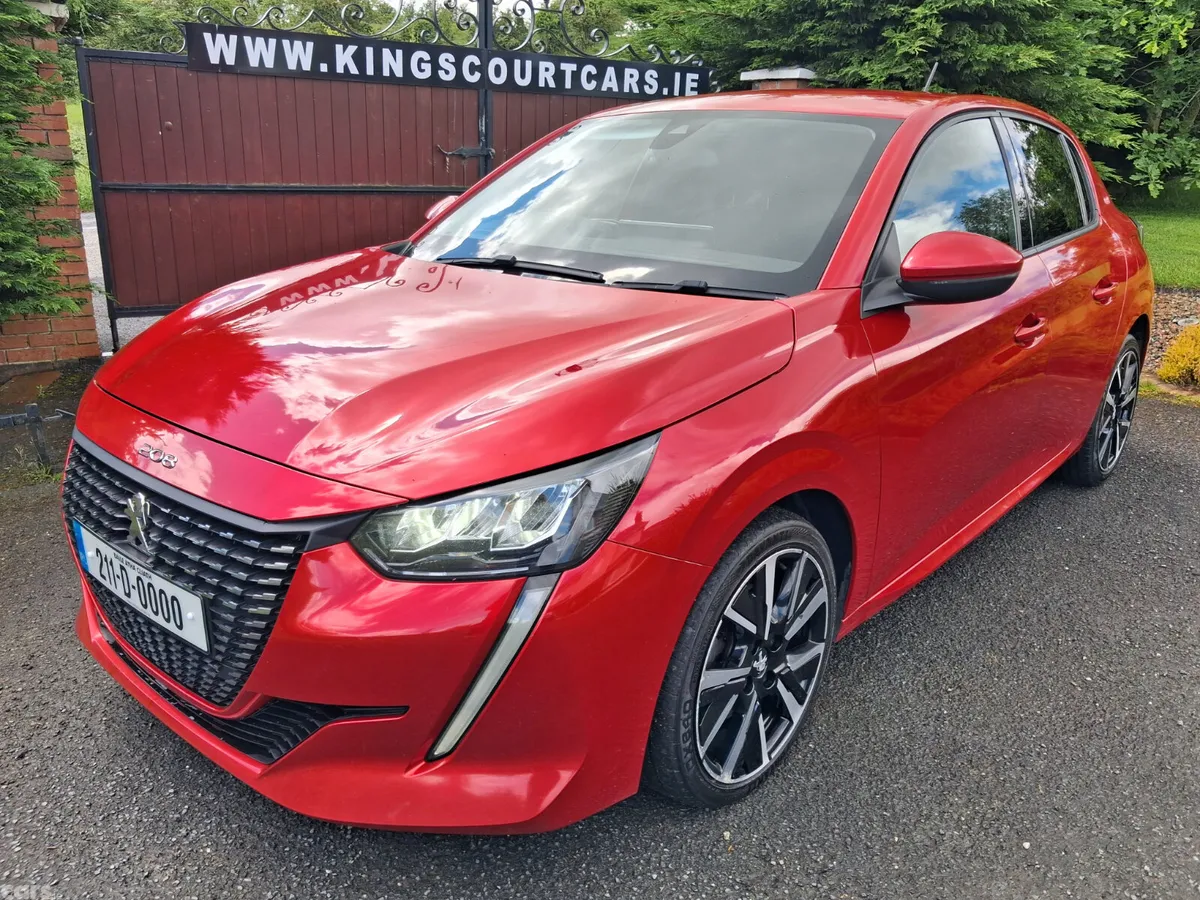 Peugeot 208 Hatchback, Petrol, 2021, Red