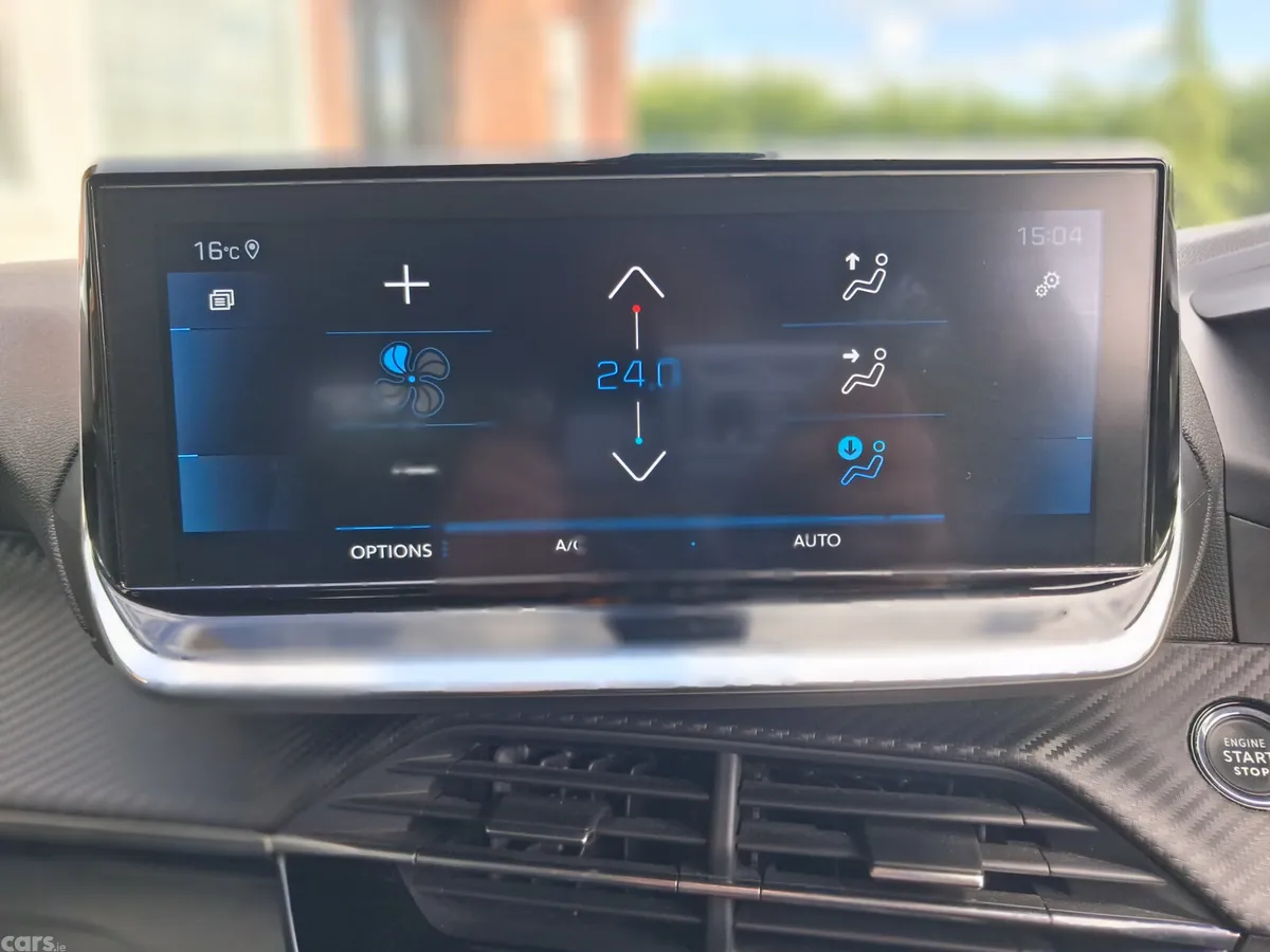 Peugeot 208 Hatchback, Petrol, 2021, Red