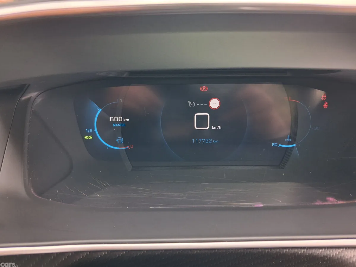 Peugeot 208 Hatchback, Petrol, 2021, Red