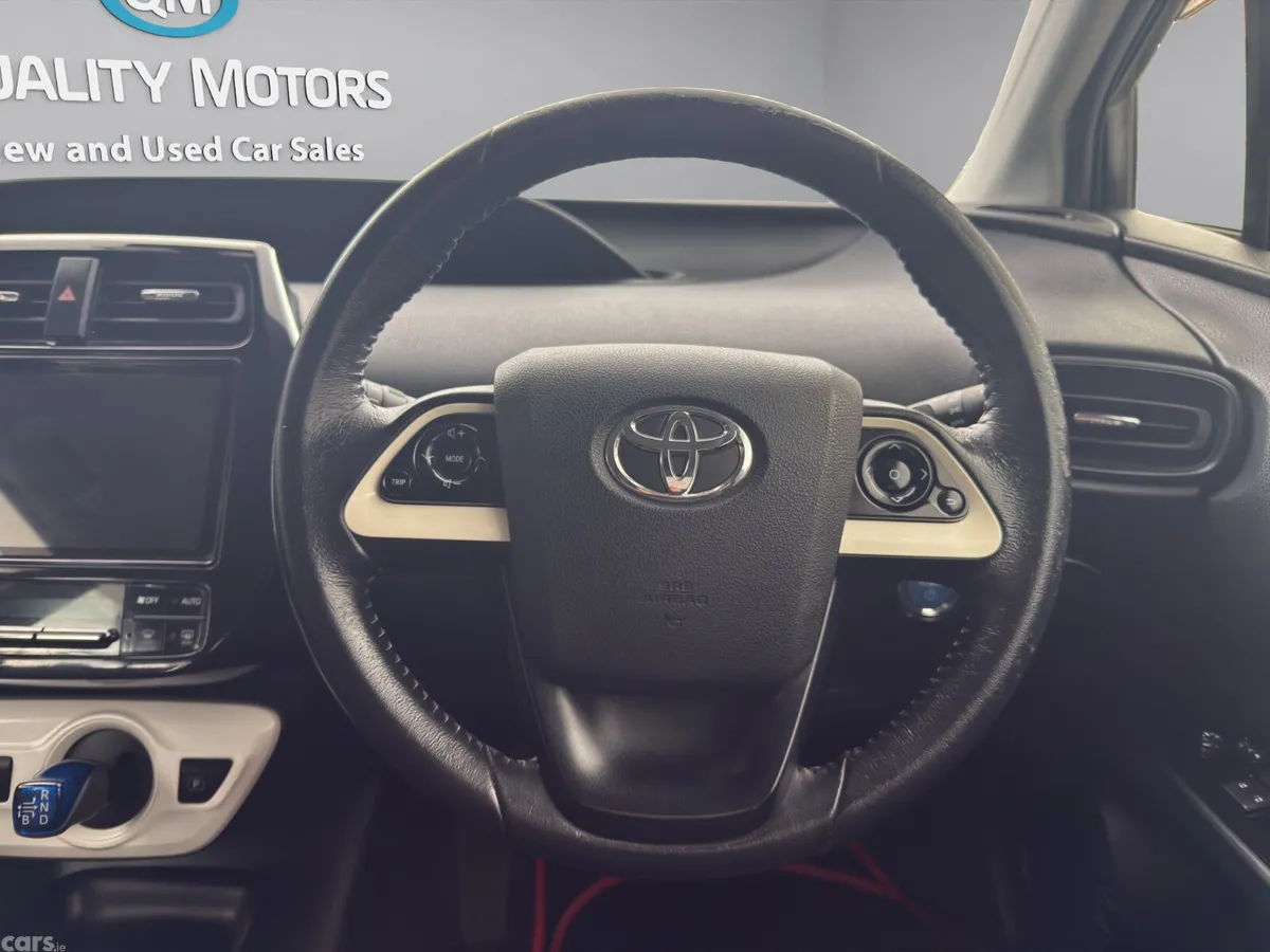 Toyota Prius Hatchback, Petrol Hybrid, 2017, Silver