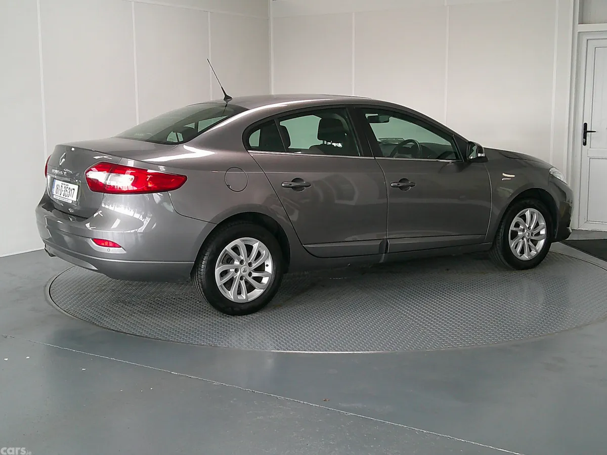 Renault Fluence Saloon, Diesel, 2016, Grey