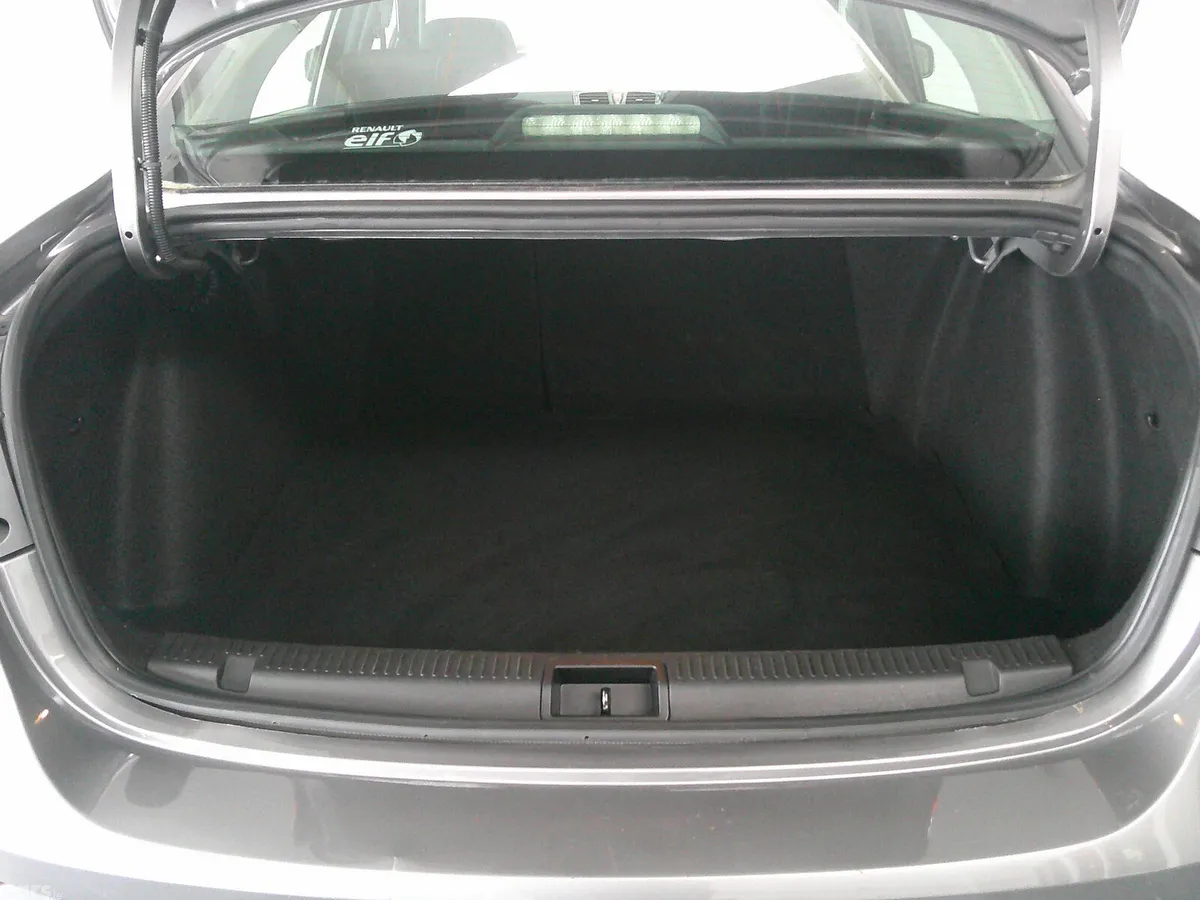 Renault Fluence Saloon, Diesel, 2016, Grey