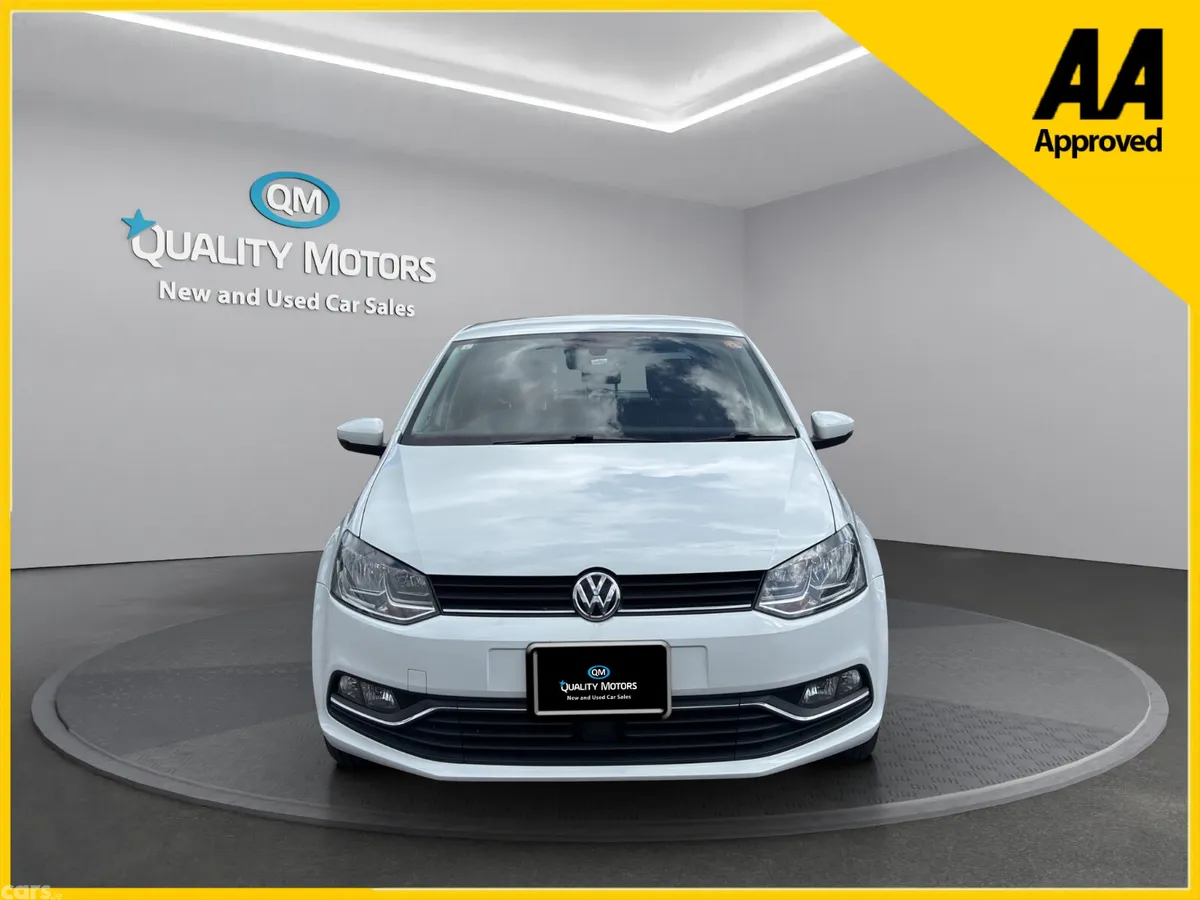Volkswagen Polo Hatchback, Petrol, 2017, White