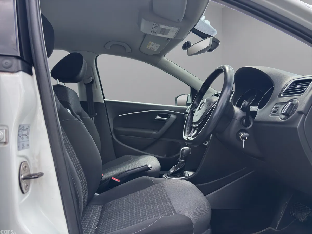 Volkswagen Polo Hatchback, Petrol, 2017, White