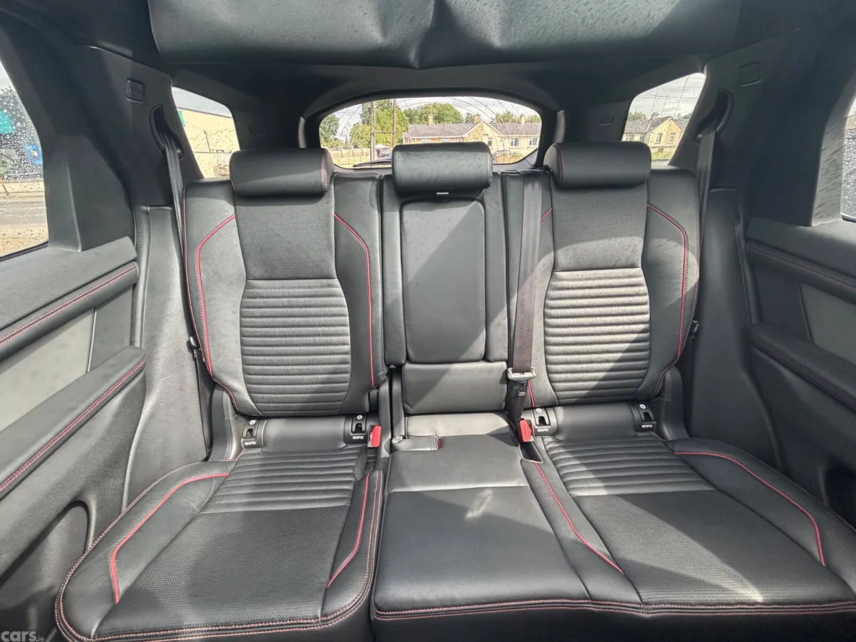 Land Rover Discovery Sport SUV, Petrol Plug-in Hybrid, 2022, Black