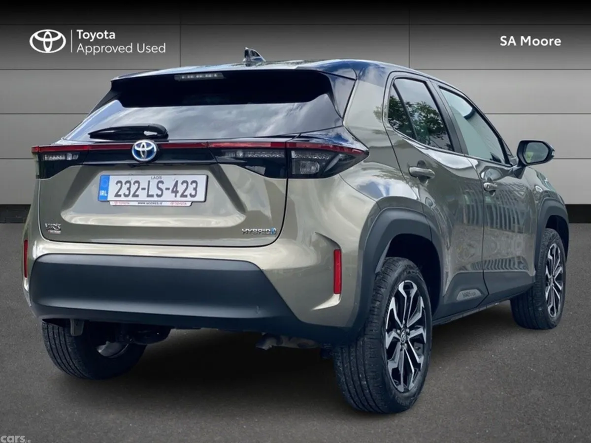 Toyota Yaris Cross Hatchback, Petrol Hybrid, 2023, Bronze