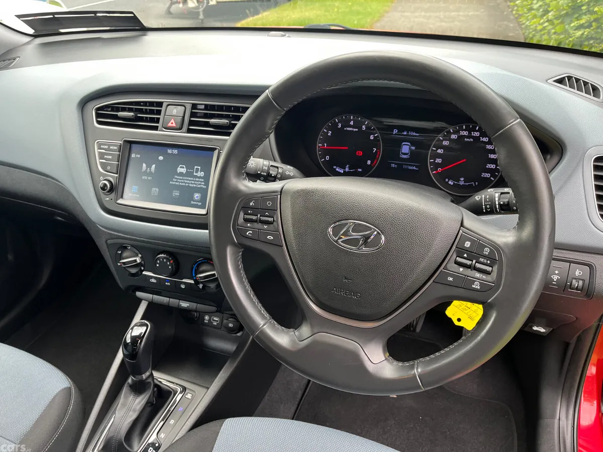 Hyundai i20 Hatchback, Petrol, 2019, Red