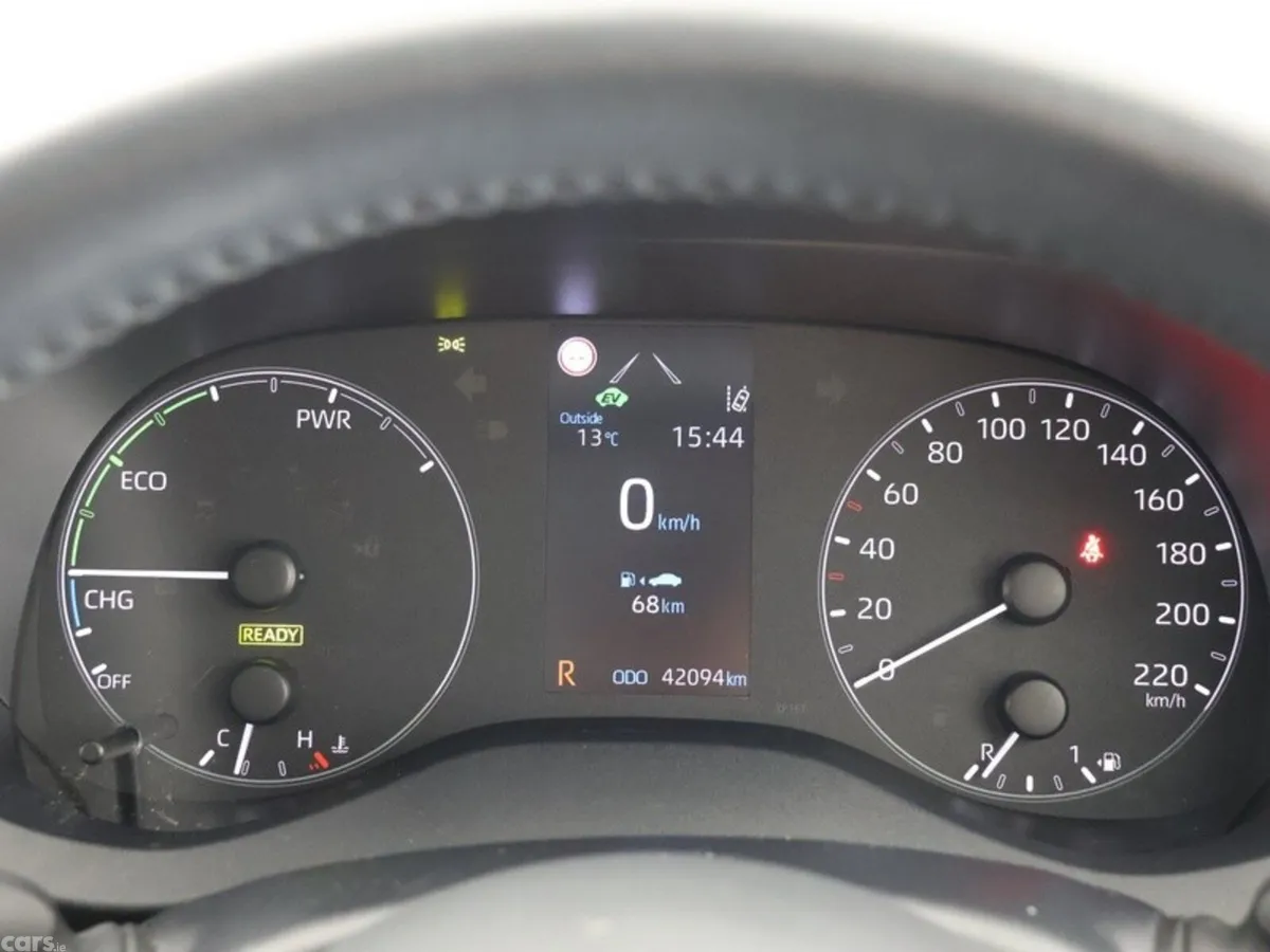 Toyota Yaris Hatchback, Petrol Hybrid, 2023, Silver