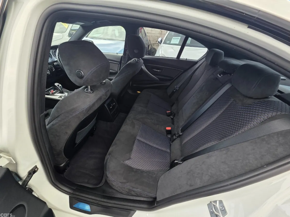 BMW 3-Series Saloon, Diesel, 2013, White