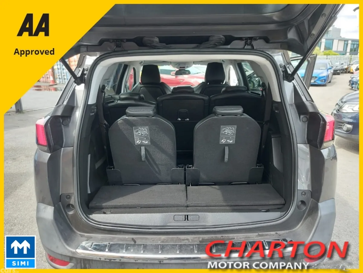 Peugeot 5008 MPV, Petrol, 2019, Grey