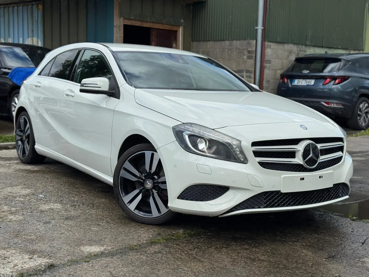 Mercedes-Benz A-Class Hatchback, Petrol, 2014, White