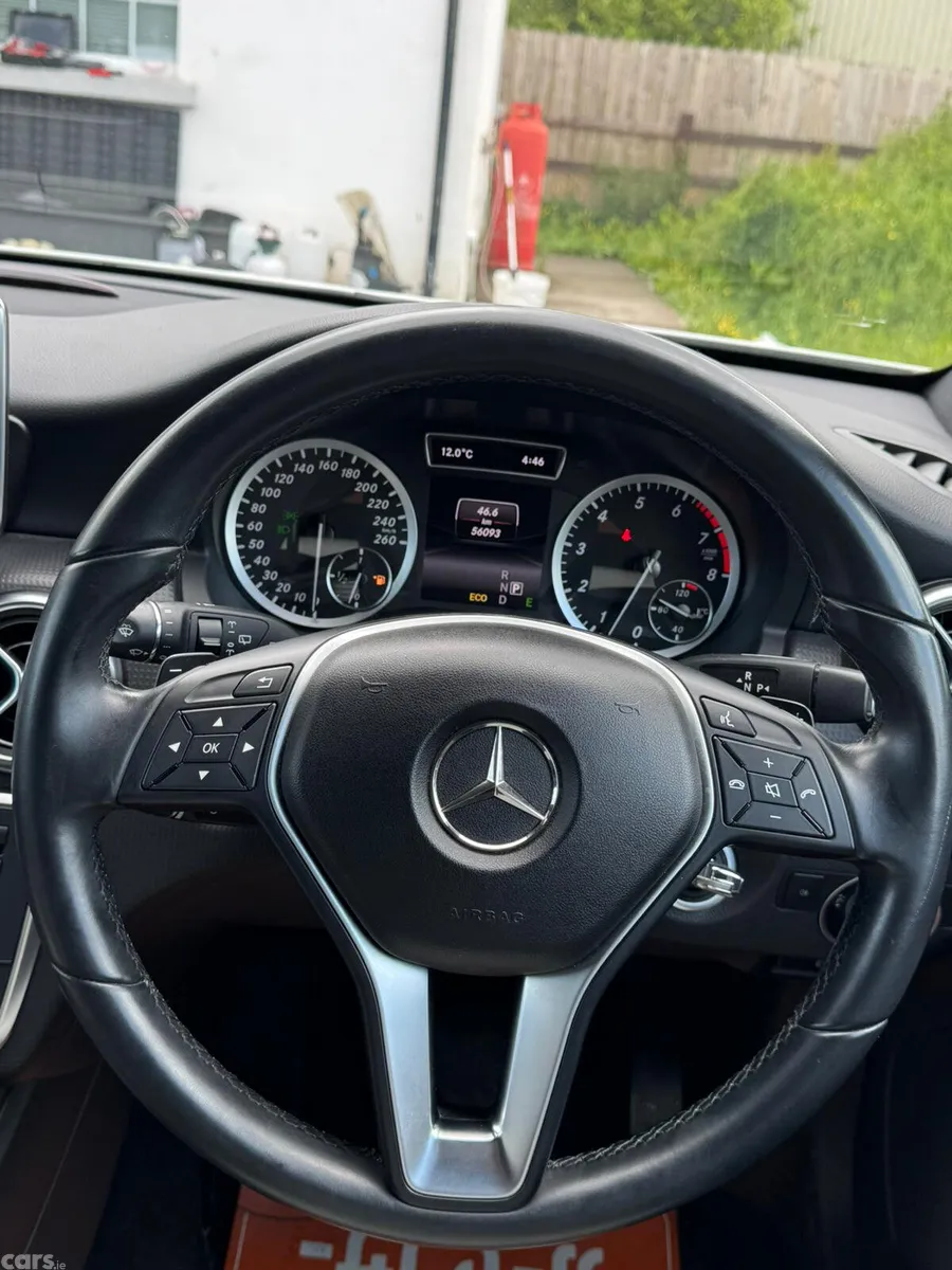 Mercedes-Benz A-Class Hatchback, Petrol, 2014, White