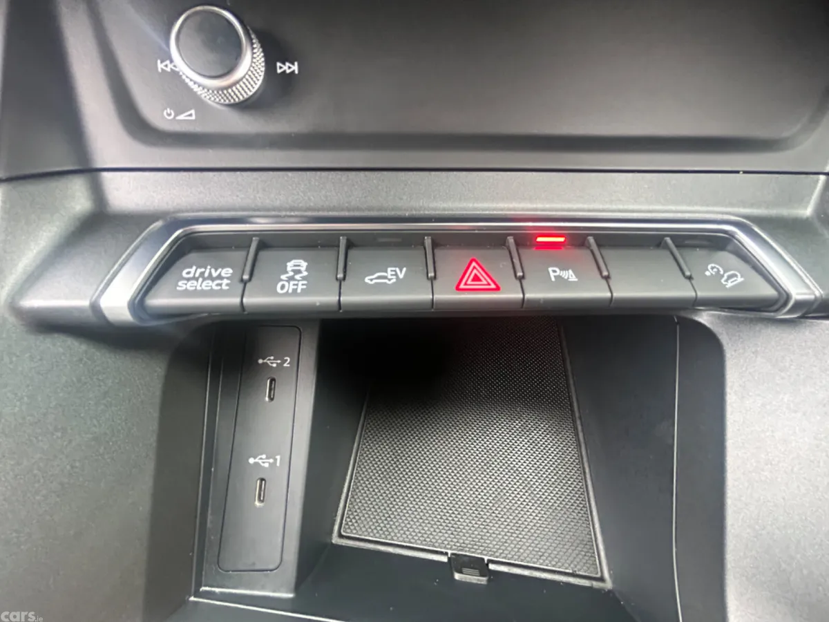 Audi Q3 SUV, Petrol Plug-in Hybrid, 2022, Grey