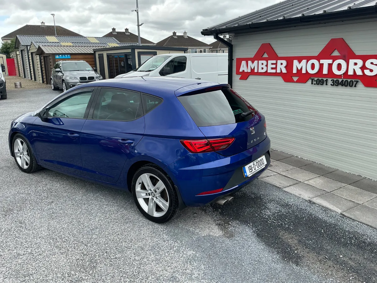 SEAT Leon Hatchback, Diesel, 2019, Blue