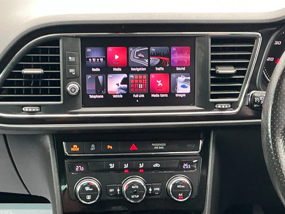 SEAT Leon Hatchback, Diesel, 2019, Blue