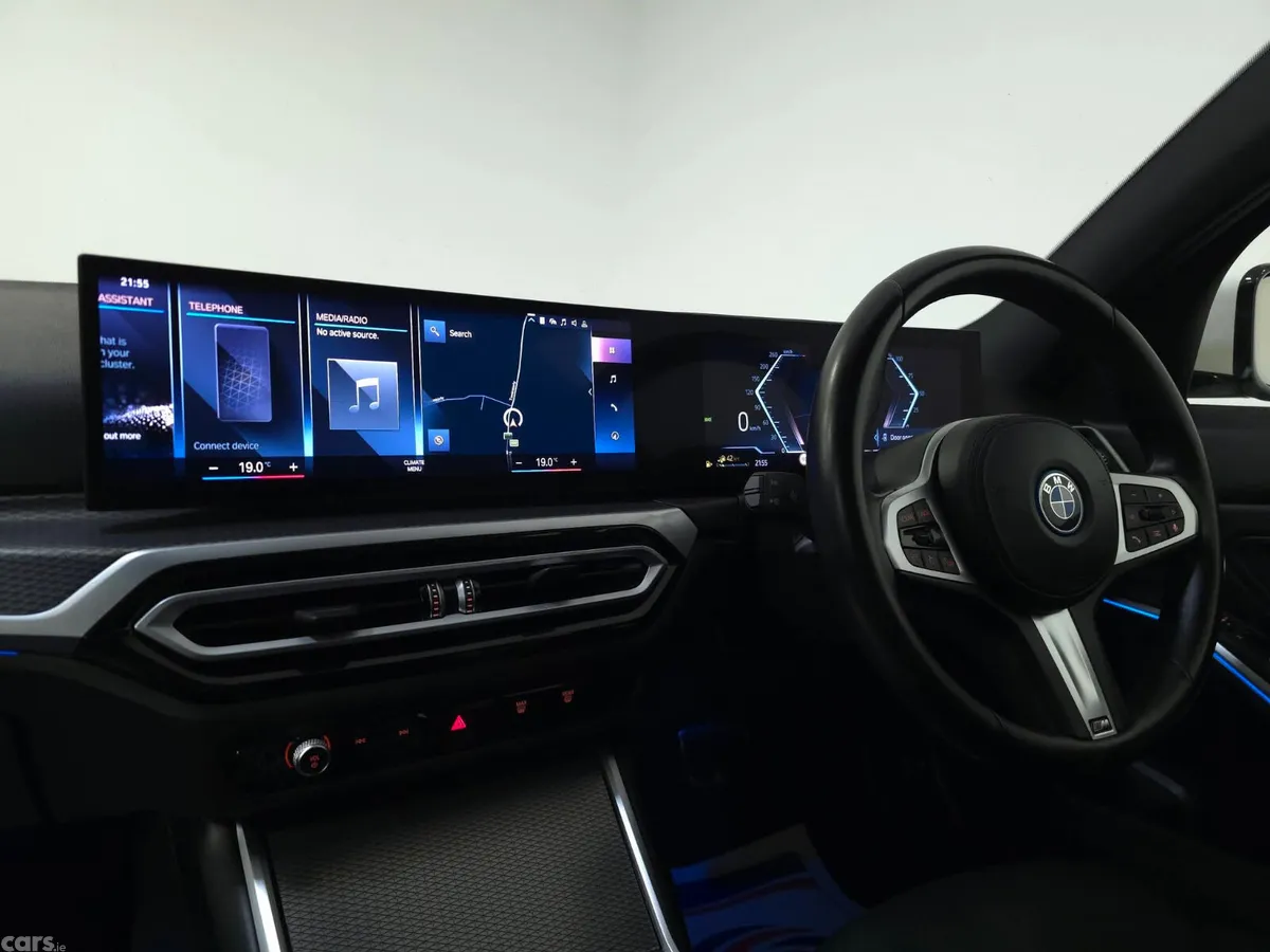 BMW 3-Series Saloon, Petrol Hybrid, 2023, White