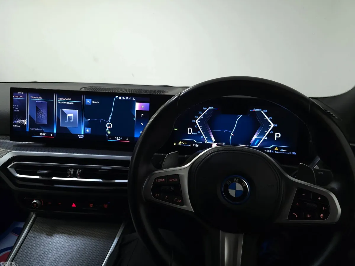 BMW 3-Series Saloon, Petrol Hybrid, 2023, White