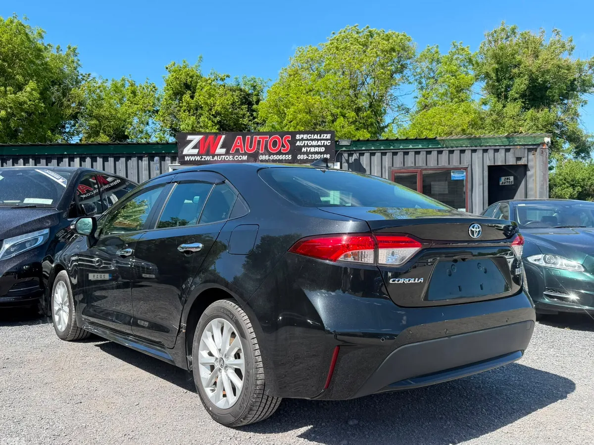 Toyota Corolla Hatchback, Petrol Hybrid, 2020, Black