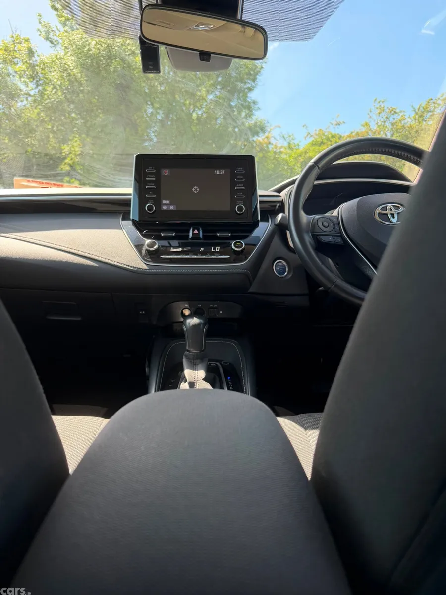 Toyota Corolla Hatchback, Petrol Hybrid, 2020, Black