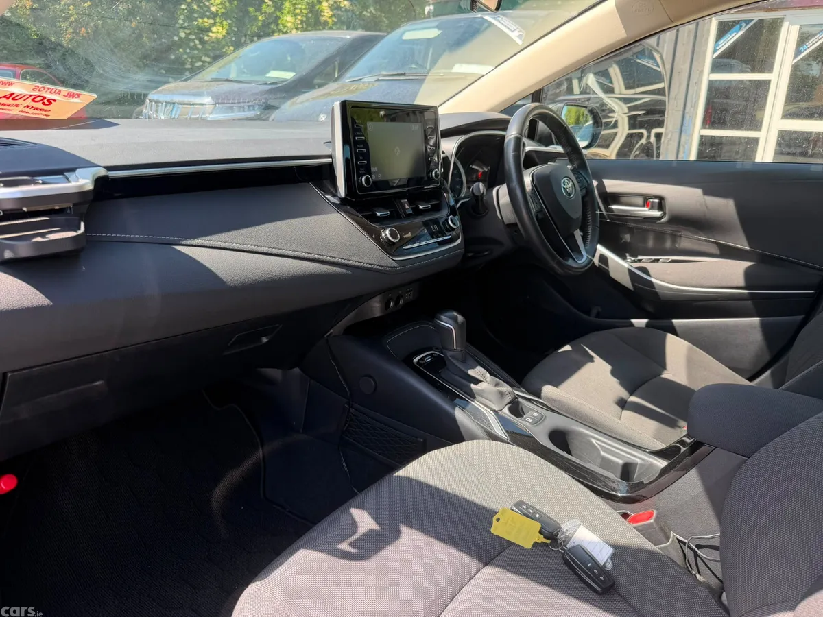 Toyota Corolla Hatchback, Petrol Hybrid, 2020, Black