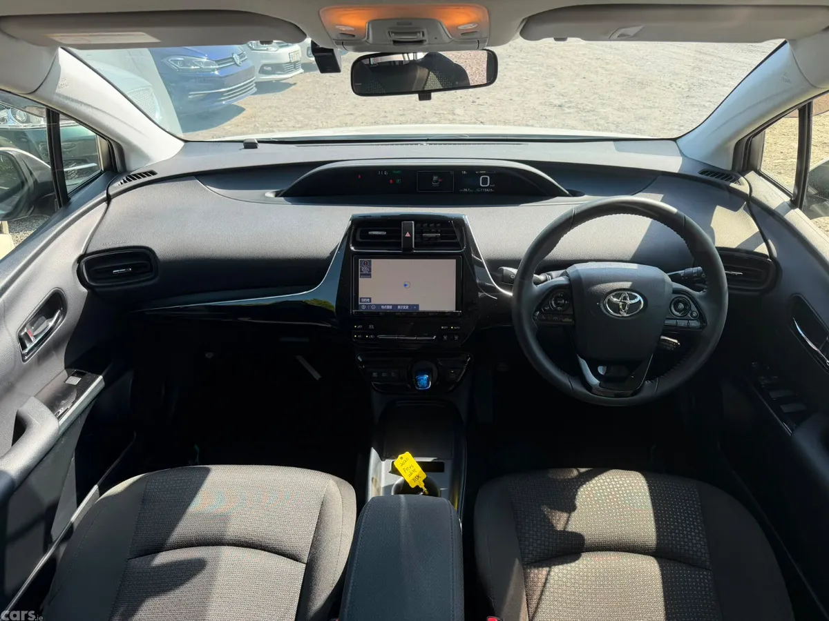 Toyota Prius Hatchback, Petrol Hybrid, 2022, White