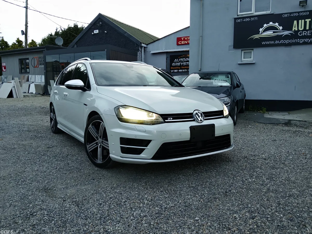Volkswagen Golf Estate, Petrol, 2017, White