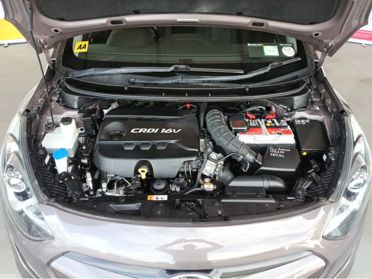 Hyundai i30 Hatchback, Diesel, 2014, Bronze