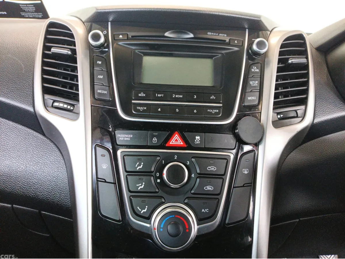 Hyundai i30 Hatchback, Diesel, 2014, Bronze