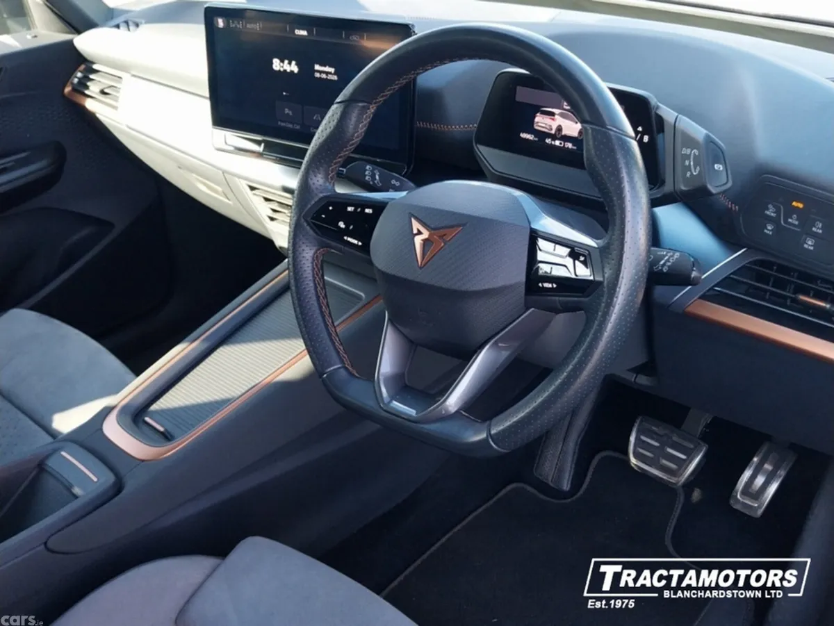 Cupra Born Estate, Electric, 2023, Grey