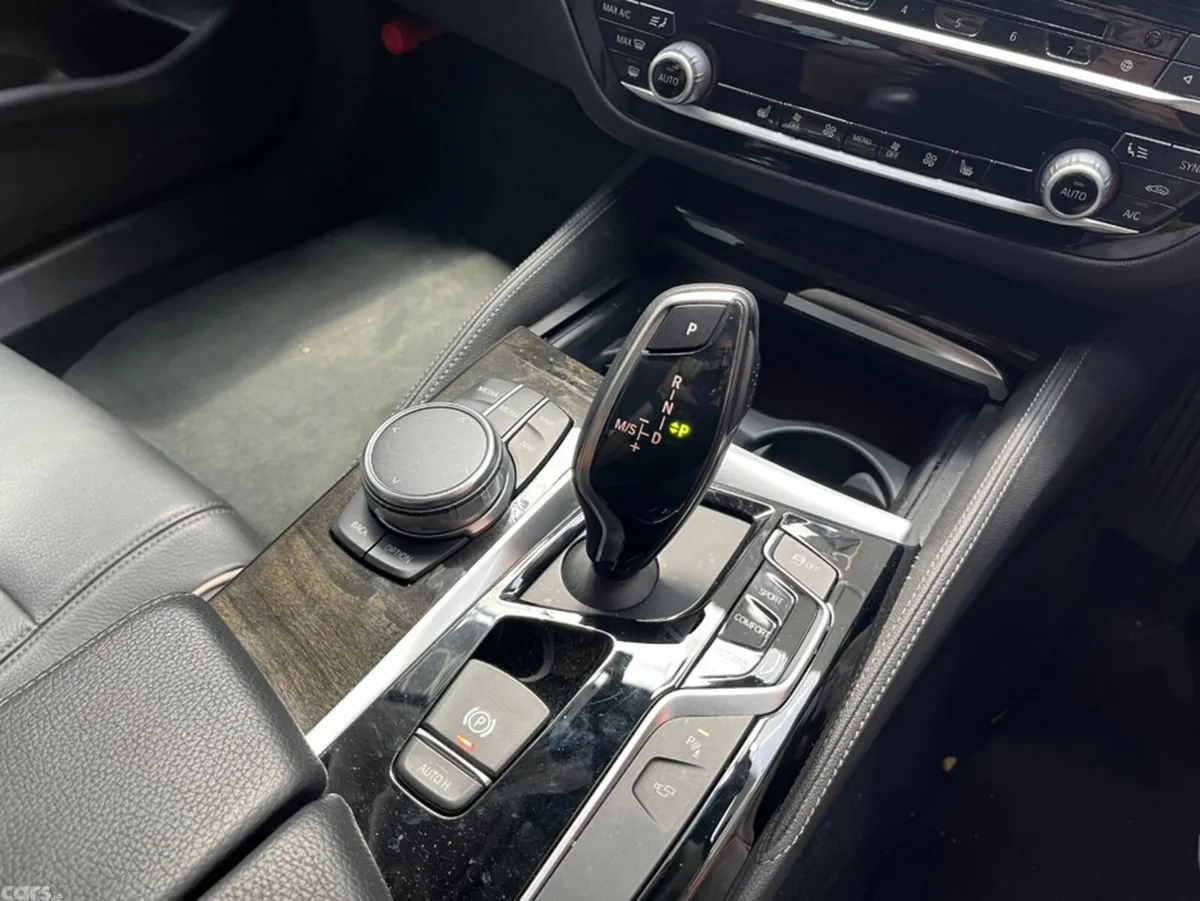 BMW 5-Series Saloon, Diesel, 2018, Gold