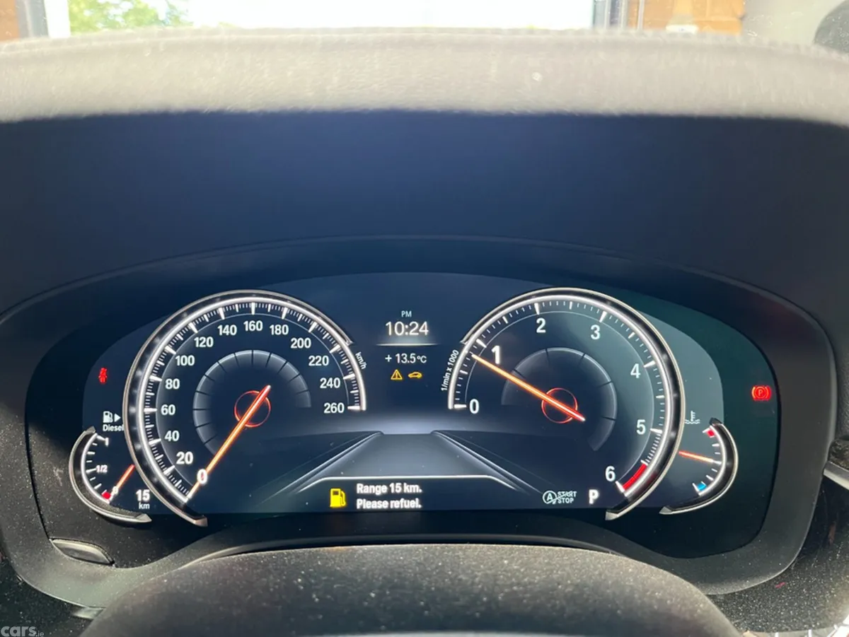 BMW 5-Series Saloon, Diesel, 2018, Gold
