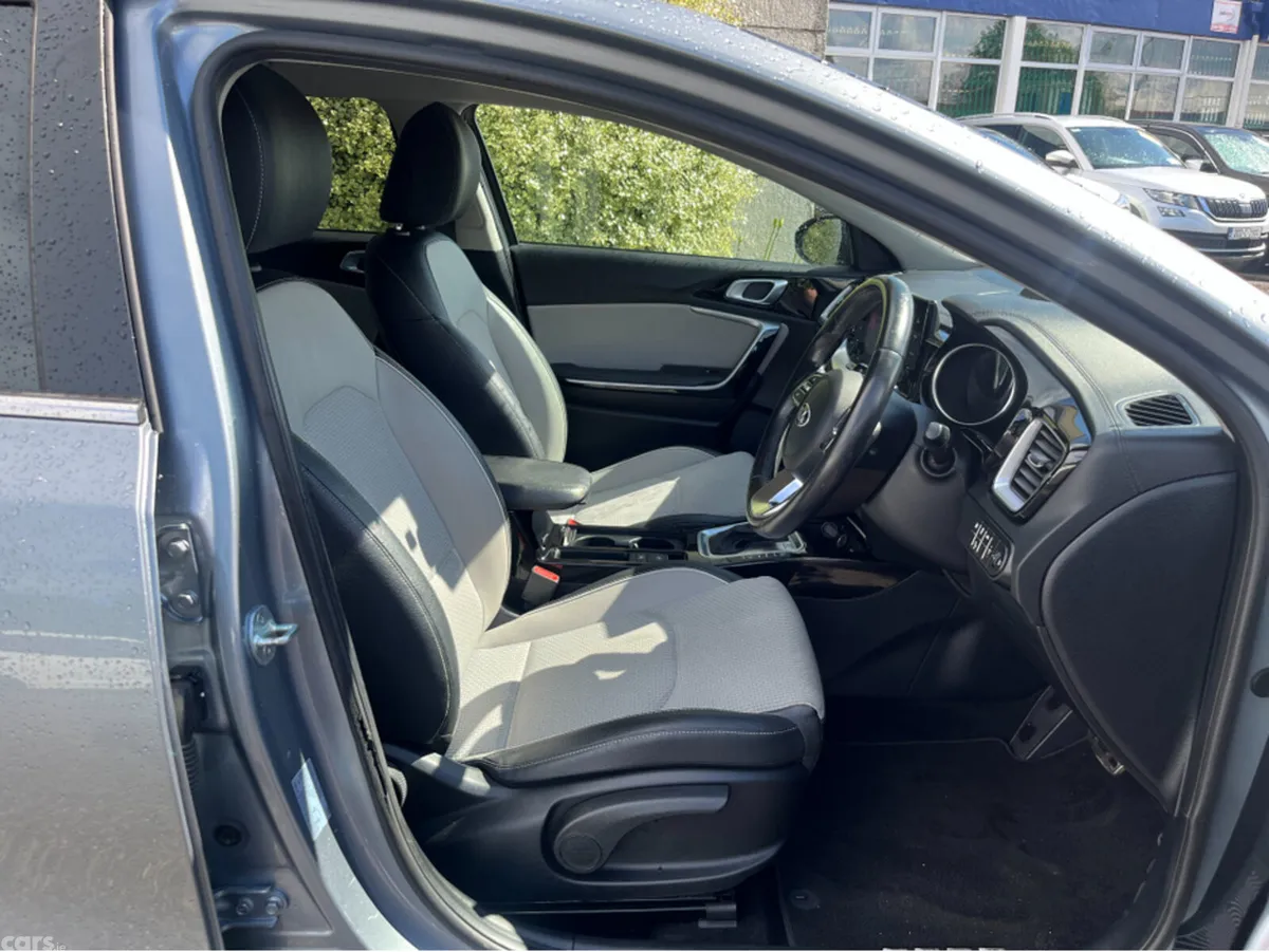 Kia Ceed Estate, Petrol Plug-in Hybrid, 2021, Grey
