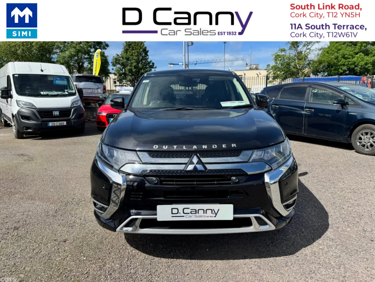 Mitsubishi Outlander SUV, Petrol Plug-in Hybrid, 2018, Black