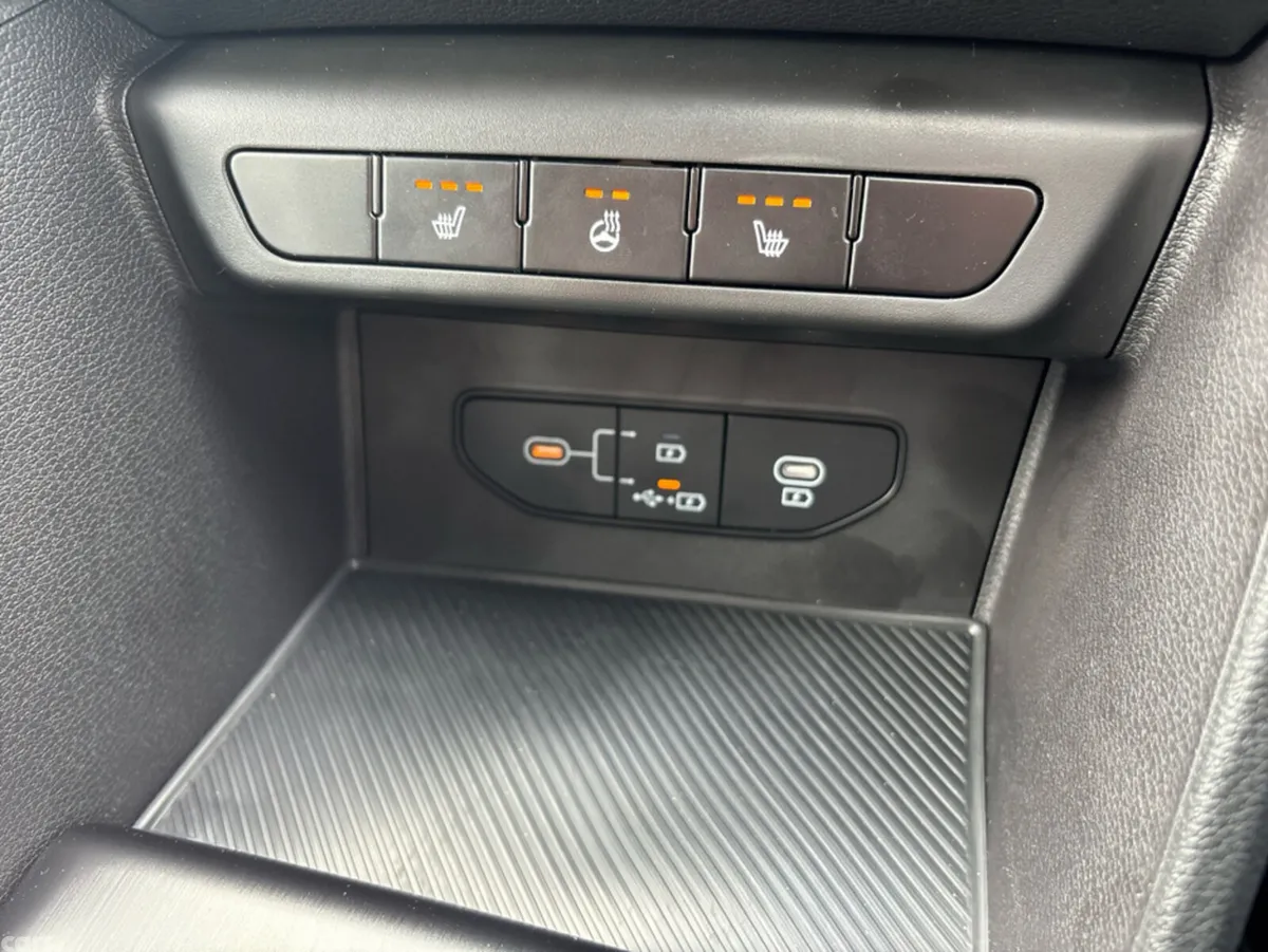 Kia Sportage SUV, Diesel Hybrid, 2026, Grey