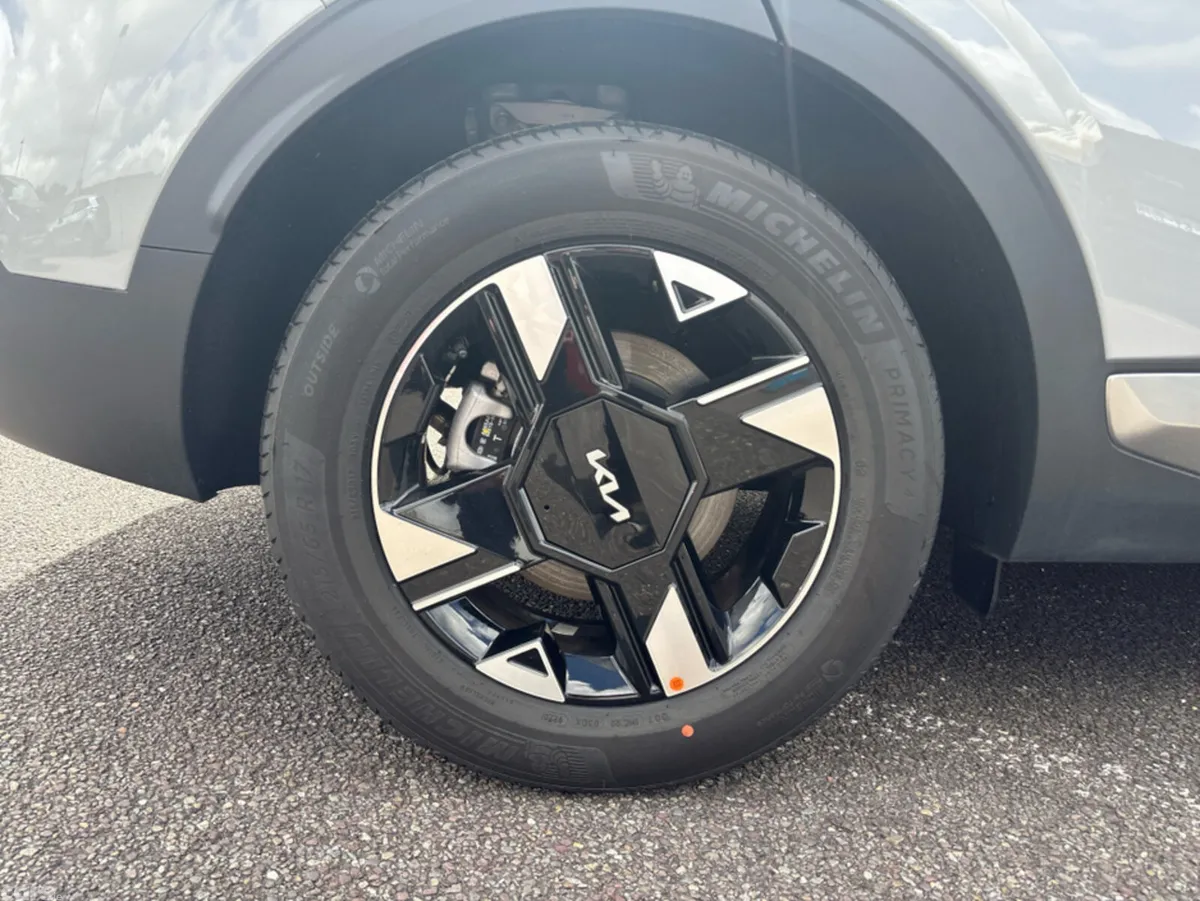 Kia Sportage SUV, Diesel Hybrid, 2026, Grey