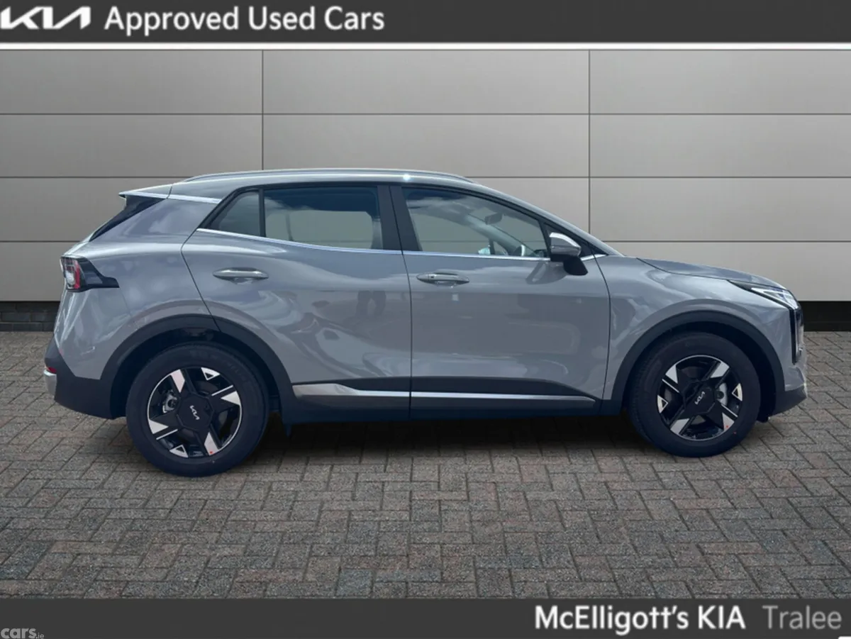 Kia Sportage SUV, Diesel Hybrid, 2026, Grey